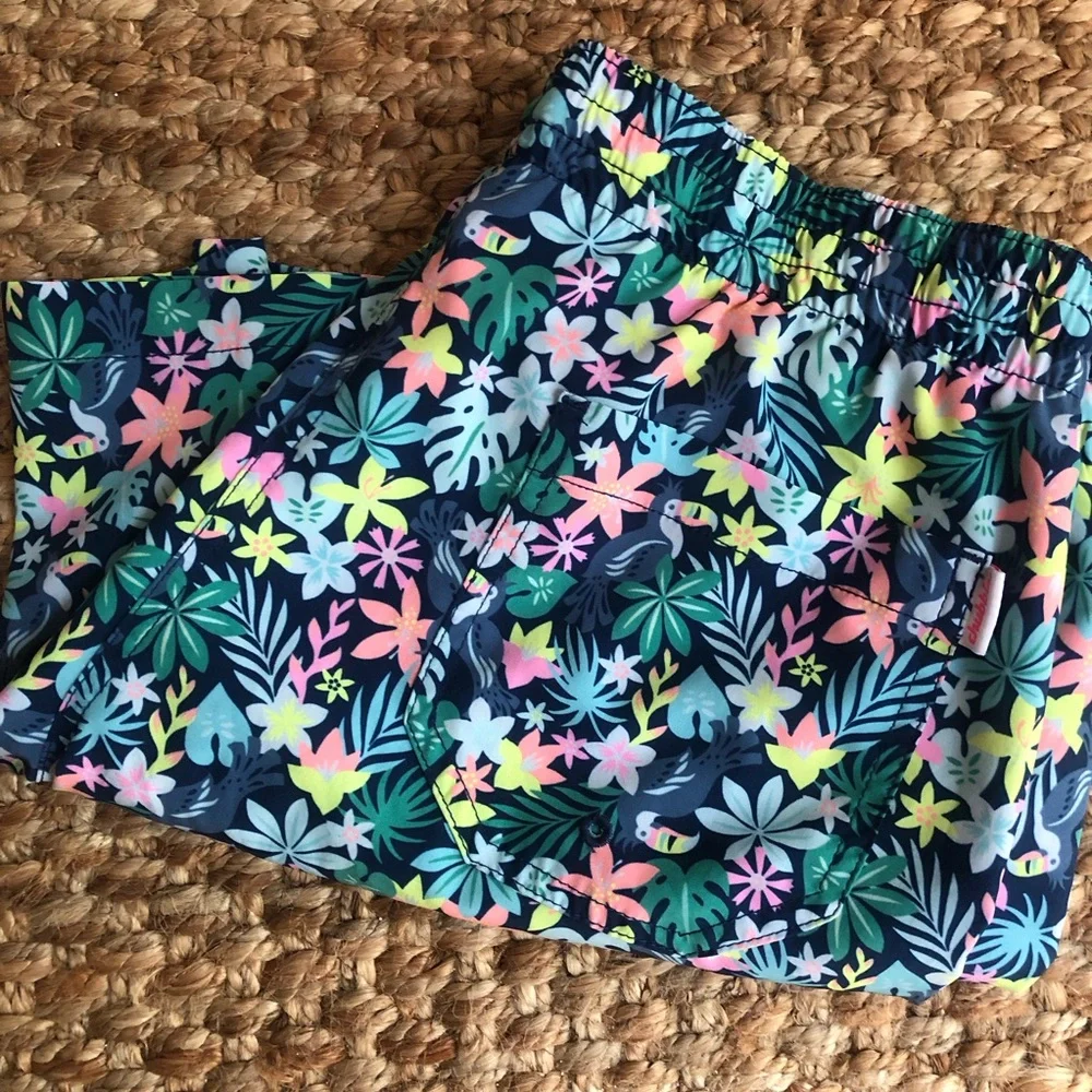 New: Chubbies 5.5 Inseam Swim Trunks. Size Large